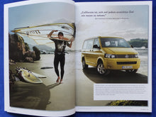 Lade das Bild in den Galerie-Viewer, VW Bus T5 California Beach MJ 2014 - Prospekt Brochure + Preisliste 05.2013
