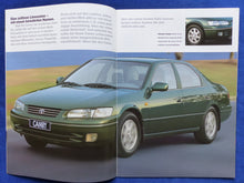 Lade das Bild in den Galerie-Viewer, Toyota Camry S Limousine MJ 1998 - Prospekt Brochure + Daten 11.1997
