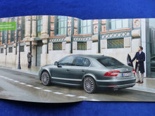 Lade das Bild in den Galerie-Viewer, Skoda Superb Best of Sondermodell MJ 2015 - Prospekt Preisliste Brochure 12.2014
