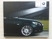 Lade das Bild in den Galerie-Viewer, BMW Individual 5er Limousine Touring M5 E60 MJ 2007 - Hardcover Prospekt 02.2006
