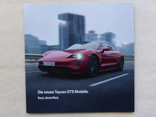 Lade das Bild in den Galerie-Viewer, Porsche Taycan GTS Modelle MJ 2022 - Preview Prospekt Brochure 11.2021
