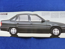 Lade das Bild in den Galerie-Viewer, Opel Kadett Stufenheck MJ 1986 - Preview Prospekt Brochure 09.1985
