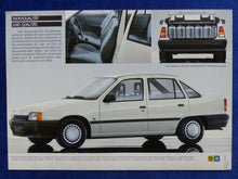 Lade das Bild in den Galerie-Viewer, Opel Kadett Stufenheck MJ 1986 - Preview Prospekt Brochure 09.1985
