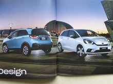 Lade das Bild in den Galerie-Viewer, Honda Jazz eHEV Hybrid MJ 2022 - Prospekt Brochure + Preisliste 02.2022
