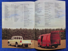 Lade das Bild in den Galerie-Viewer, Mazda Commercial Vehicle Range B2000 E2000 - UK-Prospekt Brochure 1986 England

