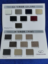 Lade das Bild in den Galerie-Viewer, Oldsmobile 2000 Intrigue - Colors &amp; Trims - US-Prospekt Brochure 1999 USA
