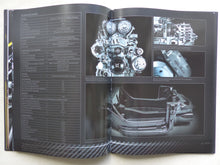 Lade das Bild in den Galerie-Viewer, Alfa Romeo 4C Spider MJ 2017 - Hardcover Prospekt Brochure 11.2016
