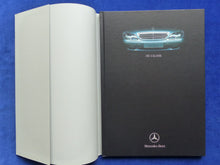 Lade das Bild in den Galerie-Viewer, 4x Hardcover Prospekt 1999 Mercedes-Benz S-Klasse S 600 V12 Typ 220 MJ 2000
