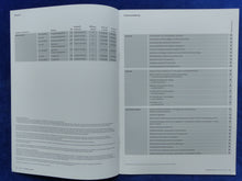 Lade das Bild in den Galerie-Viewer, VW Bus T5 Multivan Special MJ 2014 - Prospekt Brochure + Preisliste 01.2014
