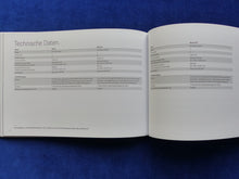 Lade das Bild in den Galerie-Viewer, Porsche Macan S GTS MJ 2022 - Hardcover Prospekt Brochure 07.2021
