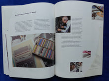 Lade das Bild in den Galerie-Viewer, VW Passat Limousine Typ B5 Design &amp; Entwicklung - Prospekt Brochure 1996
