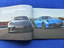 Lade das Bild in den Galerie-Viewer, Porsche 911 GT3 Touring Typ 992 MJ 2022 - Hardcover Prospekt Brochure 05.2021

