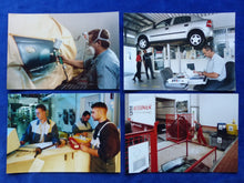 Lade das Bild in den Galerie-Viewer, Konvolut 4x Original Pressefotos 1998 Opel Service Händler Lackierung Teile
