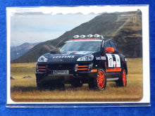 Lade das Bild in den Galerie-Viewer, Porsche Cayenne S Transsyberia MJ 2009 - Original Blechschild Postkarte Neu OVP
