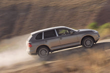 Lade das Bild in den Galerie-Viewer, Porsche 2008 Cayenne Turbo RS Spyder - US Media Press Kit CD-ROM 2007 USA
