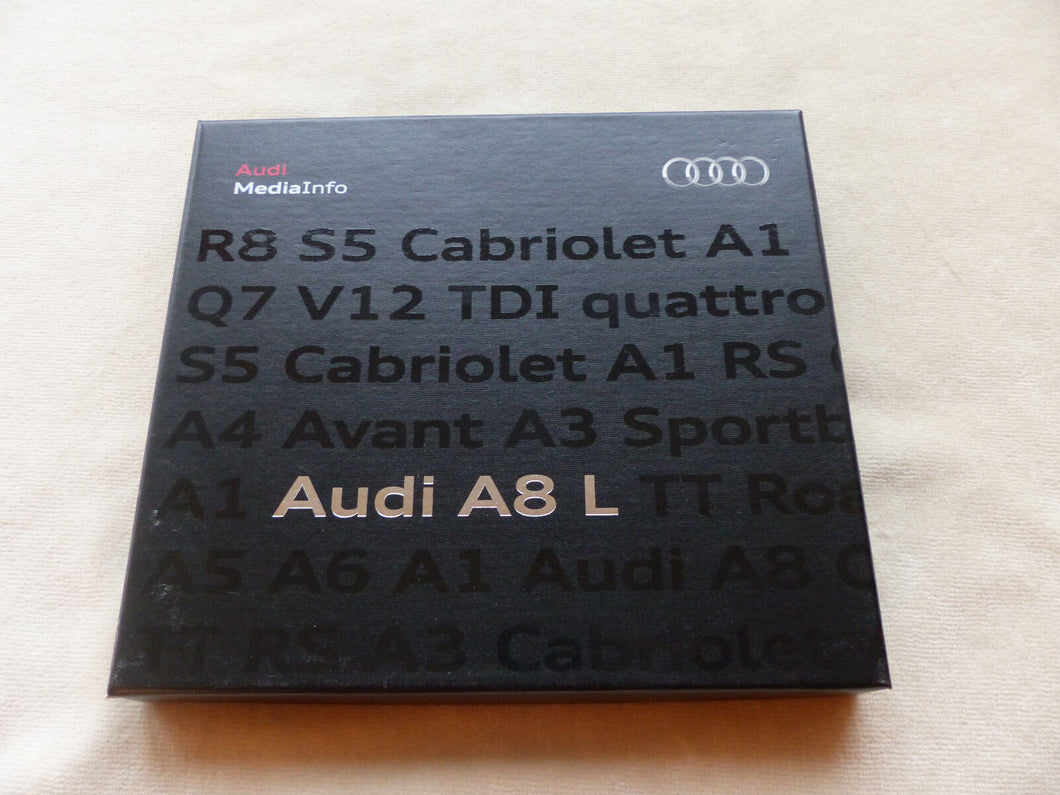 Audi A8 L W12 quattro MJ 2011 - Pressemappe Media-Info CD-Rom Presskit 07.2010