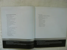 Lade das Bild in den Galerie-Viewer, VW Passat W8 - Daten &amp; Ausstattungen 2002 - Prospekt Brochure 07.2001
