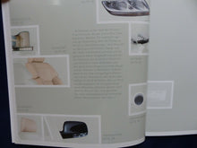 Lade das Bild in den Galerie-Viewer, VW Phaeton MJ 2002 Box mit 4 Prospekten - Prospekt Brochure + Daten 01.2002
