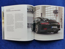 Lade das Bild in den Galerie-Viewer, Porsche News 03.17 - Cayenne Panamera 911 GT3 718 Cayman 1919 Collection
